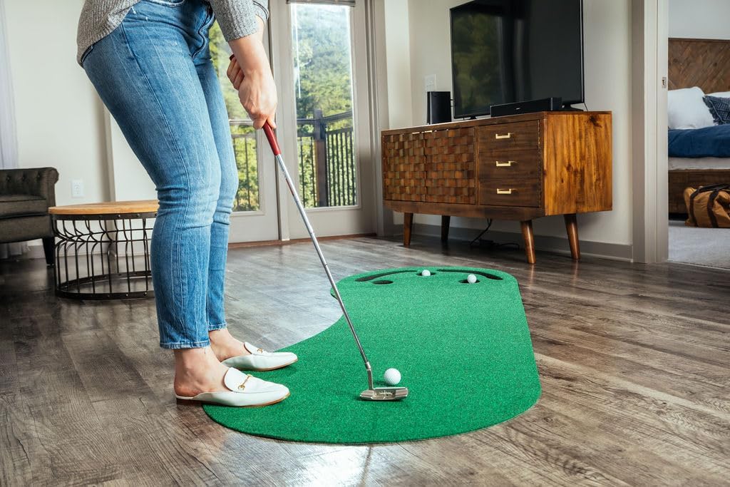 PUTT-A-BOUT Par Three Golf Putting Green – 3' x 9'